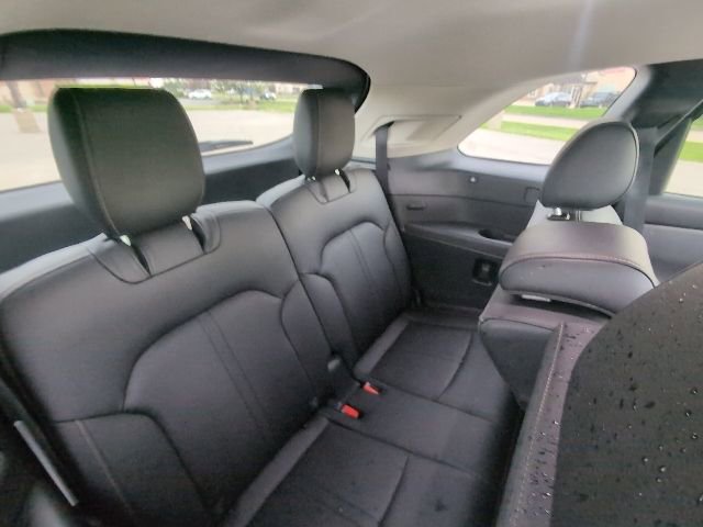 Used 2025 MAZDA CX-90 3.3 Turbo w/ Premium Plus Pkg image 6