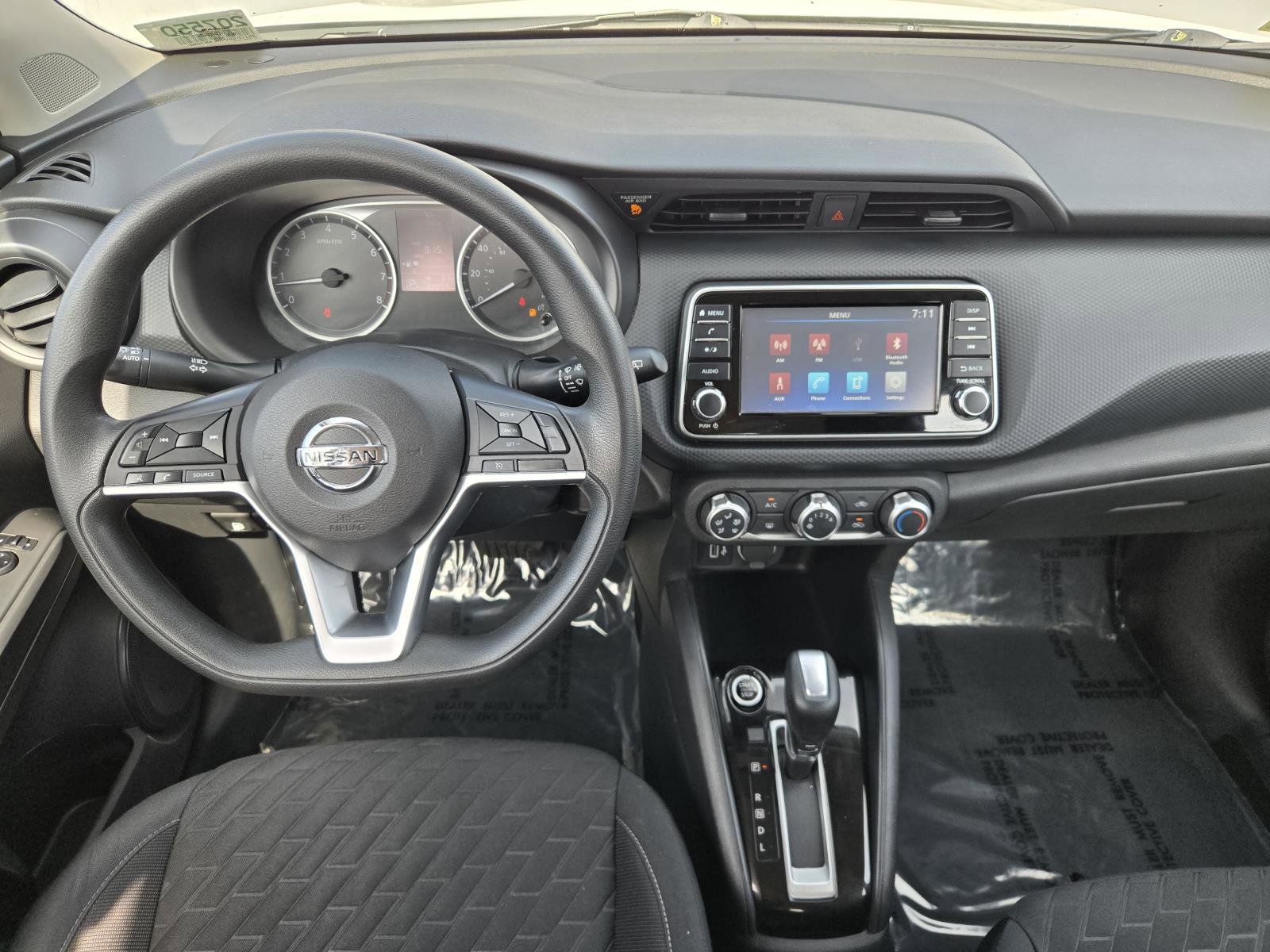 Used 2021 Nissan Kicks S FWD image 6