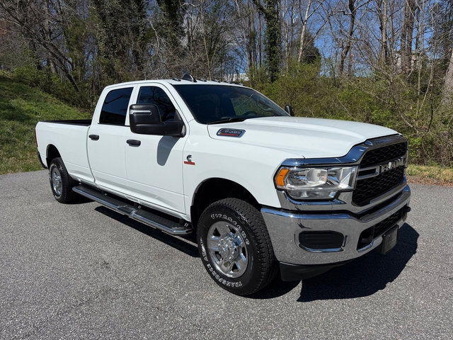 Used 2024 RAM 3500 Tradesman image 4