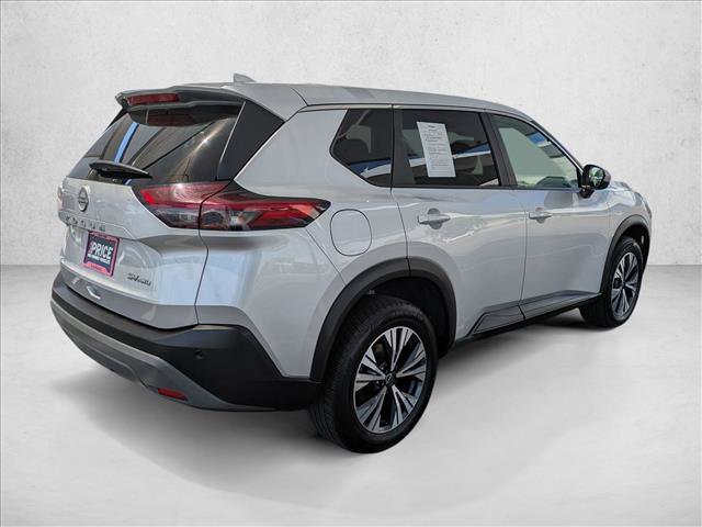 Used 2023 Nissan Rogue SV image 5