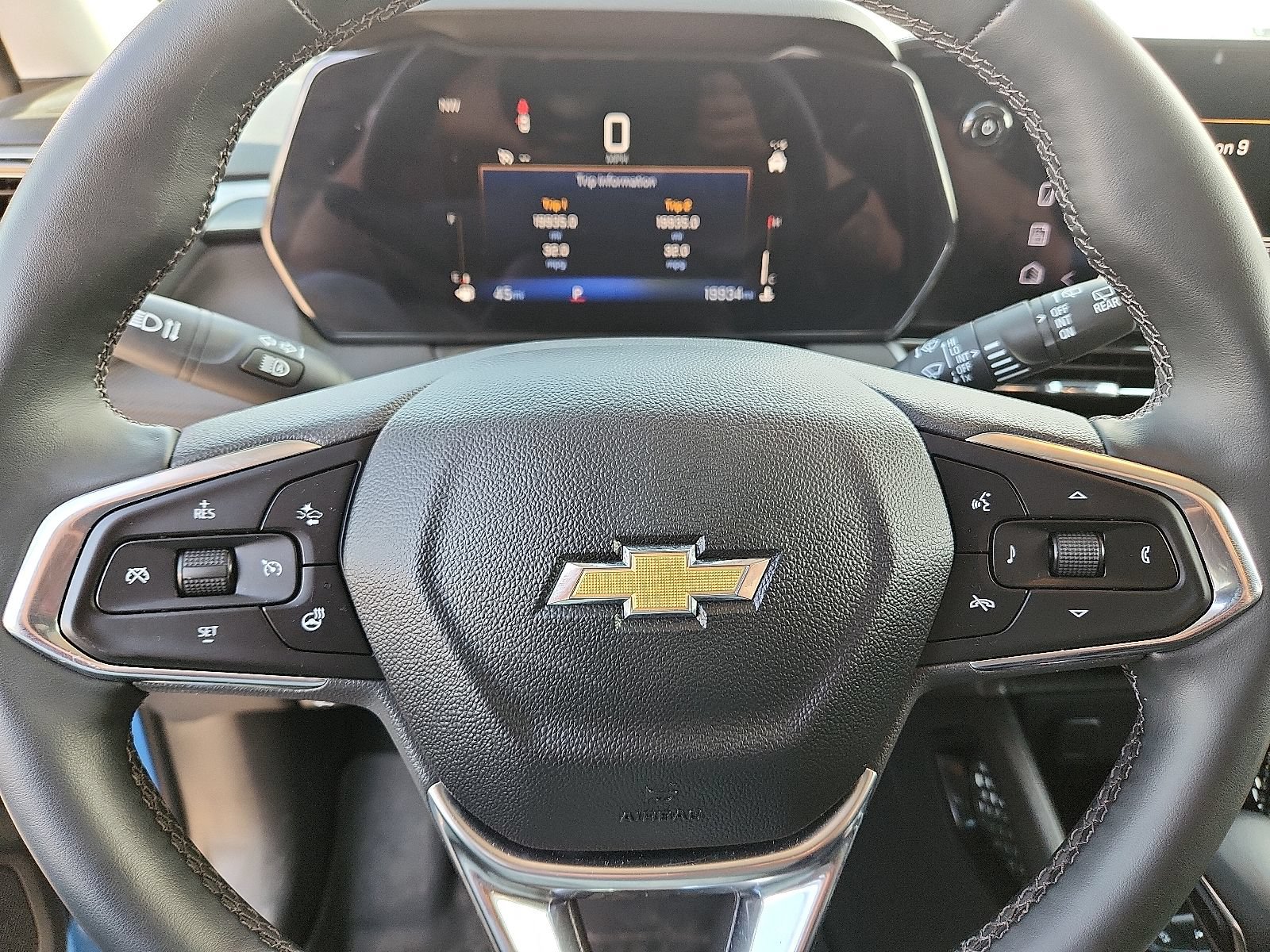 Used 2024 Chevrolet TrailBlazer LT w/ LT Cold Weather Package FWD image 19