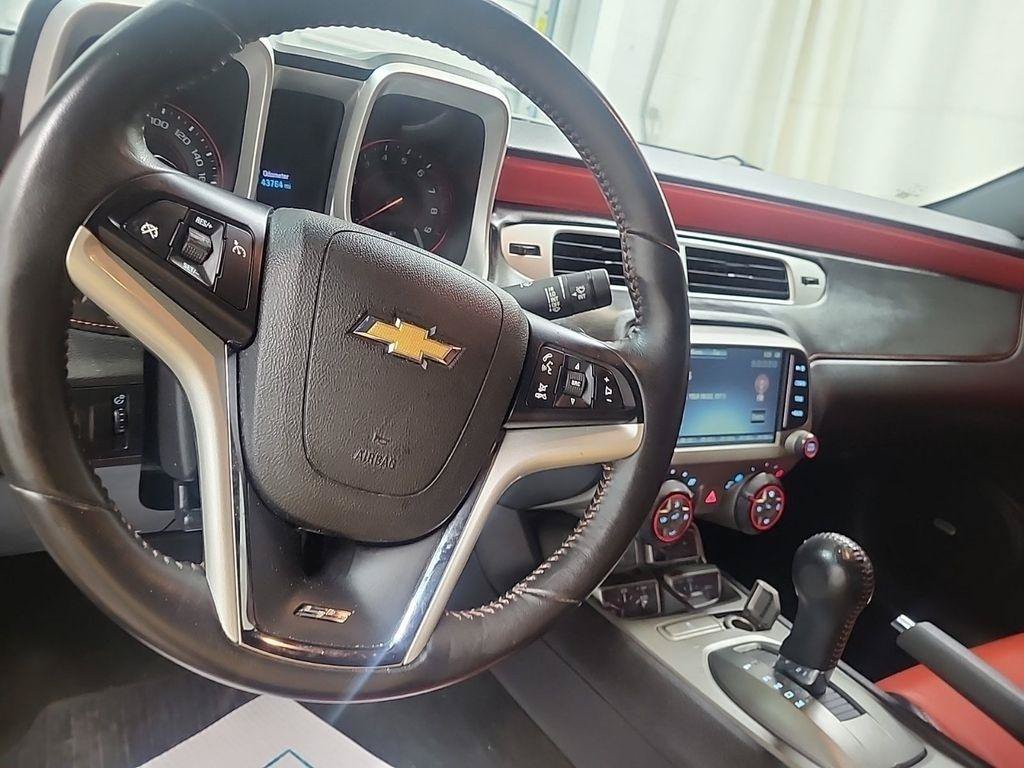 Used 2014 Chevrolet Camaro SS w/ RS Package RWD image 10