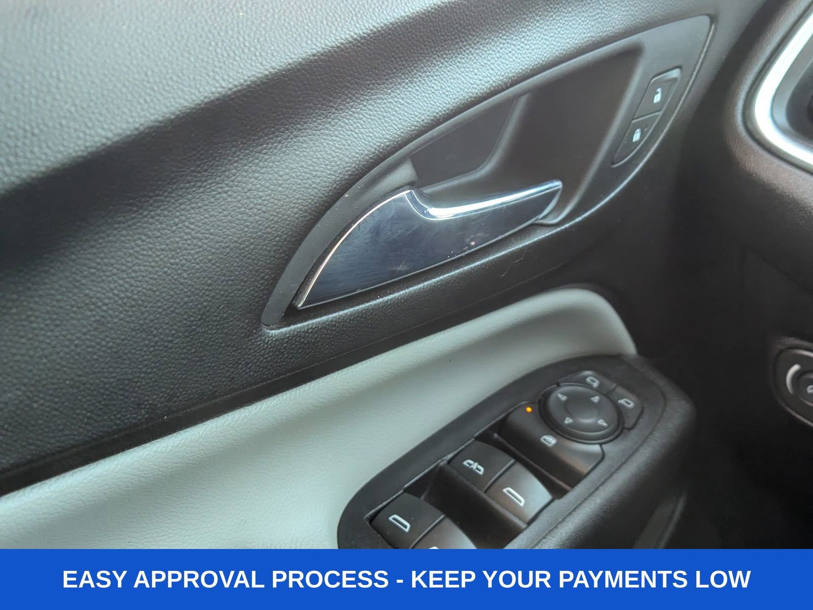 Used 2019 Chevrolet Equinox LT image 37