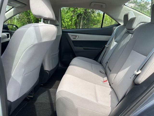 Used 2015 Toyota Corolla LE FWD image 34