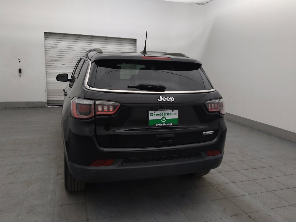Used 2019 Jeep Compass Latitude w/ Popular Equipment Group FWD image 6