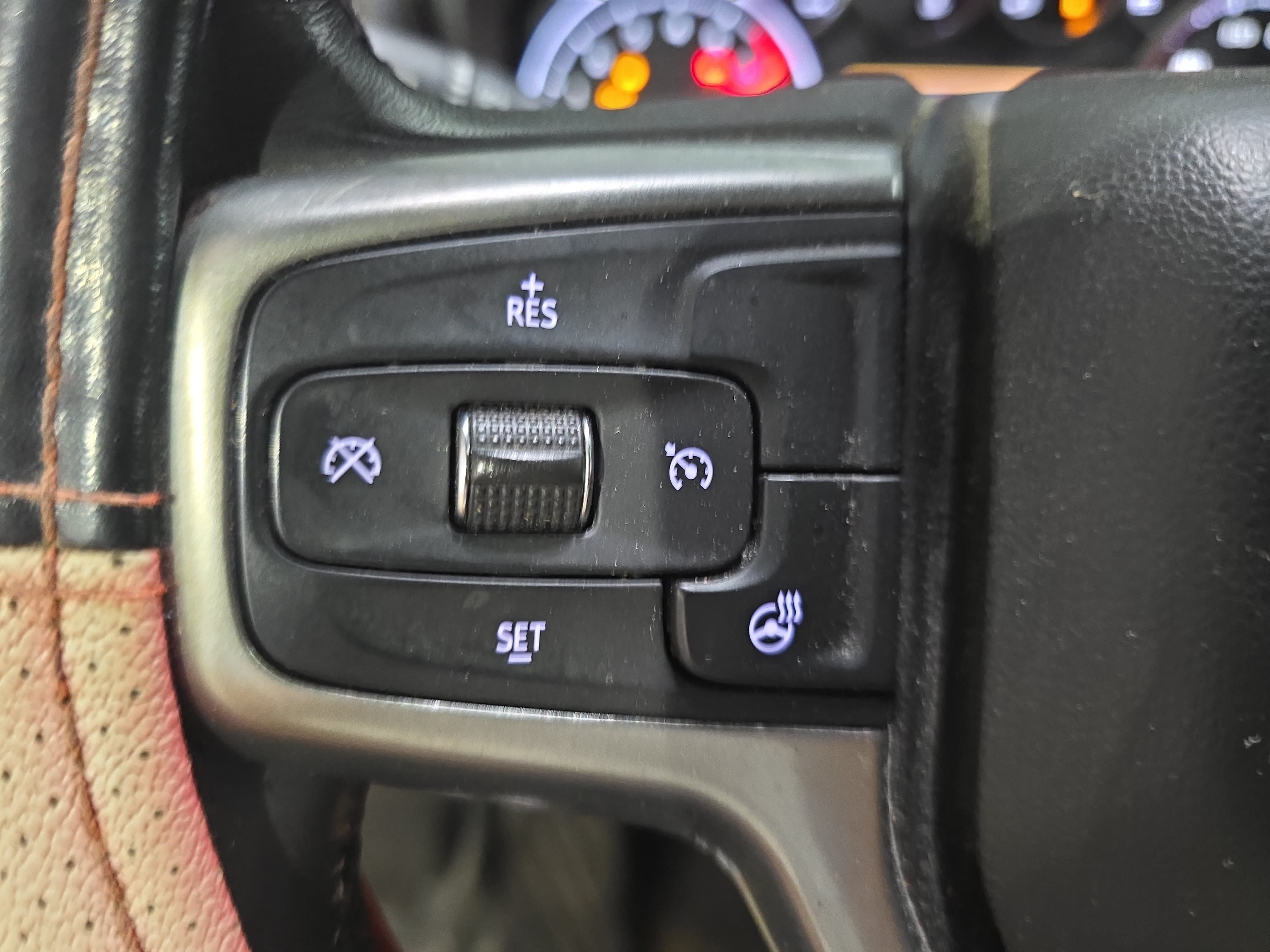 Used 2021 Chevrolet Silverado 1500 LT Trail Boss w/ Convenience Package II AWD/4WD image 14