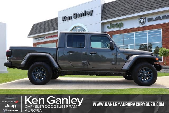 New 2026 Jeep Gladiator Sport AWD/4WD image 1