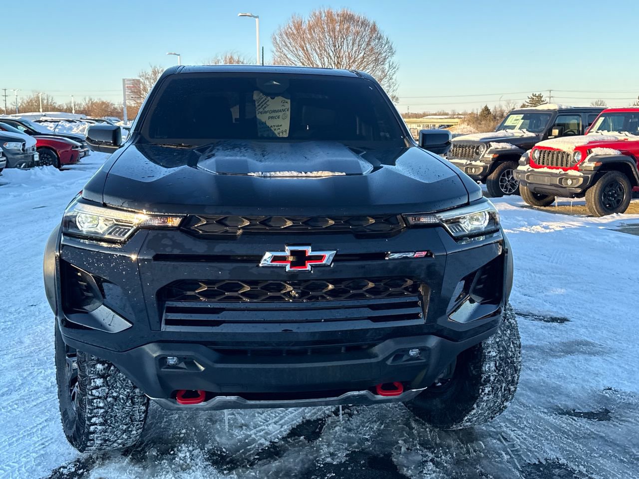 Used 2025 Chevrolet Colorado ZR2 w/ Technology Package image 8