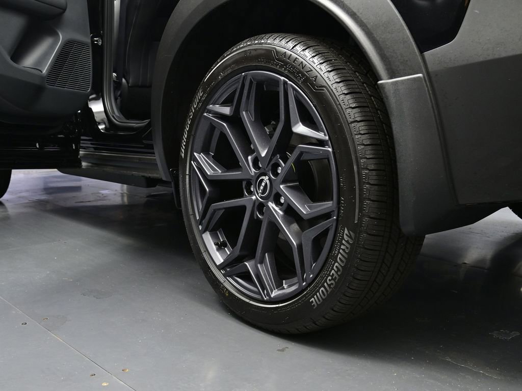 New 2026 Nissan Kicks SR w/ SR Premium Package image 24