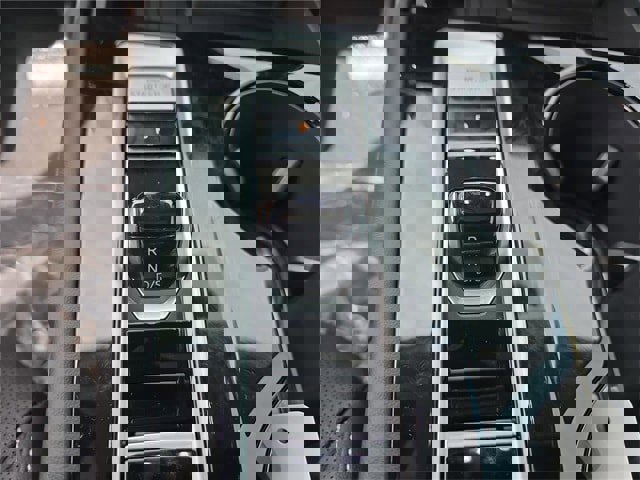 New 2026 Volkswagen Atlas SE image 16