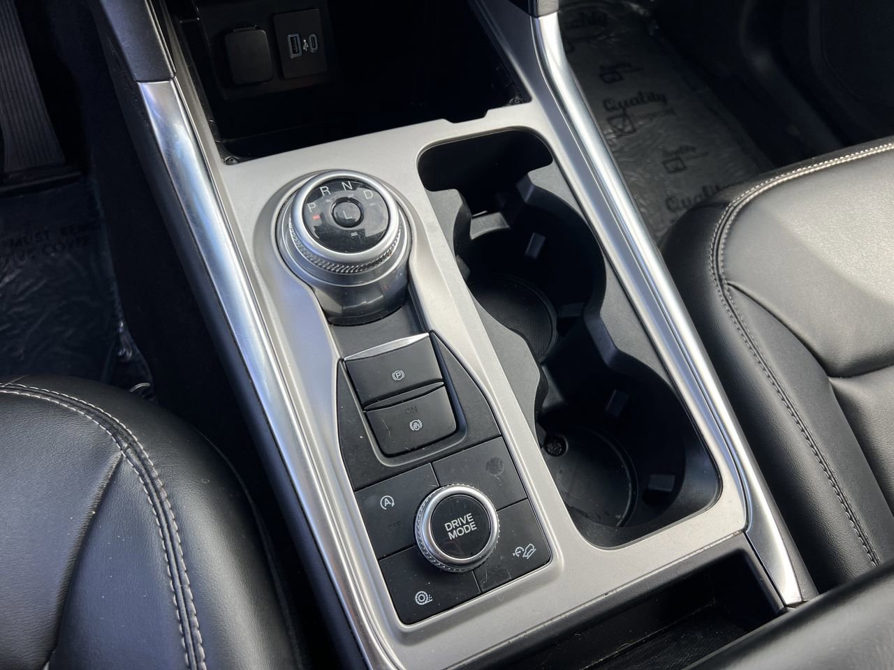 Used 2023 Ford Explorer XLT w/ Equipment Group 202A image 11