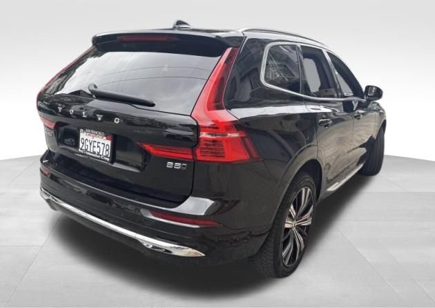 Used 2023 Volvo XC60 B5 Plus w/ Climate Package AWD/4WD image 3