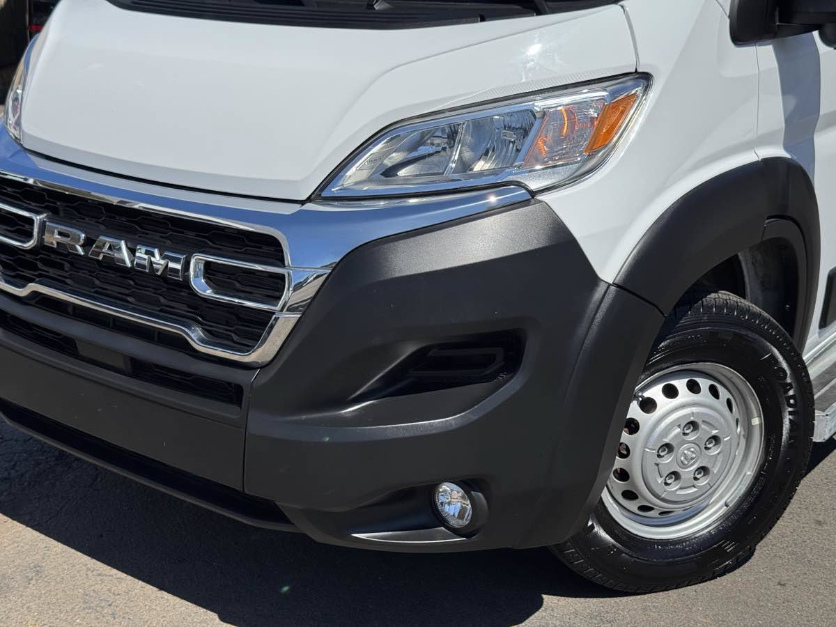 Used 2025 RAM ProMaster 2500 w/ U-Haul Equipment Group FWD image 3