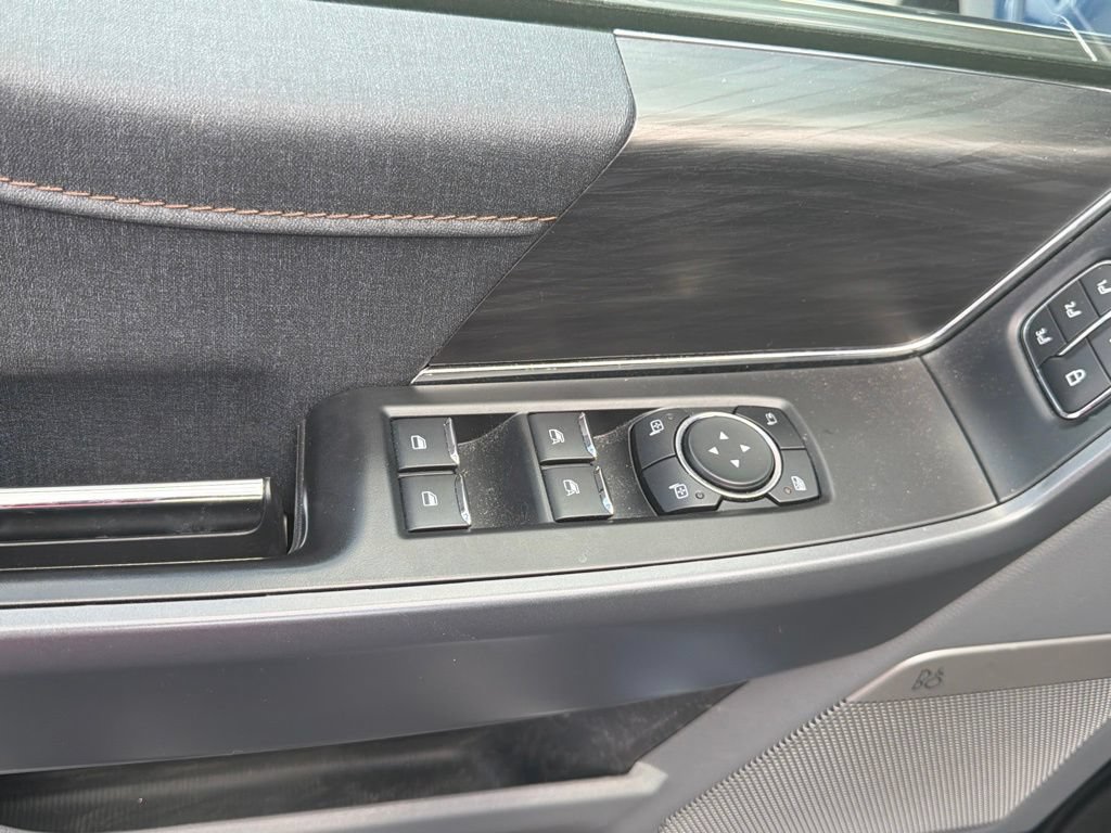 Used 2024 Ford F150 Lariat w/ FX4 Off-Road Package AWD/4WD image 8