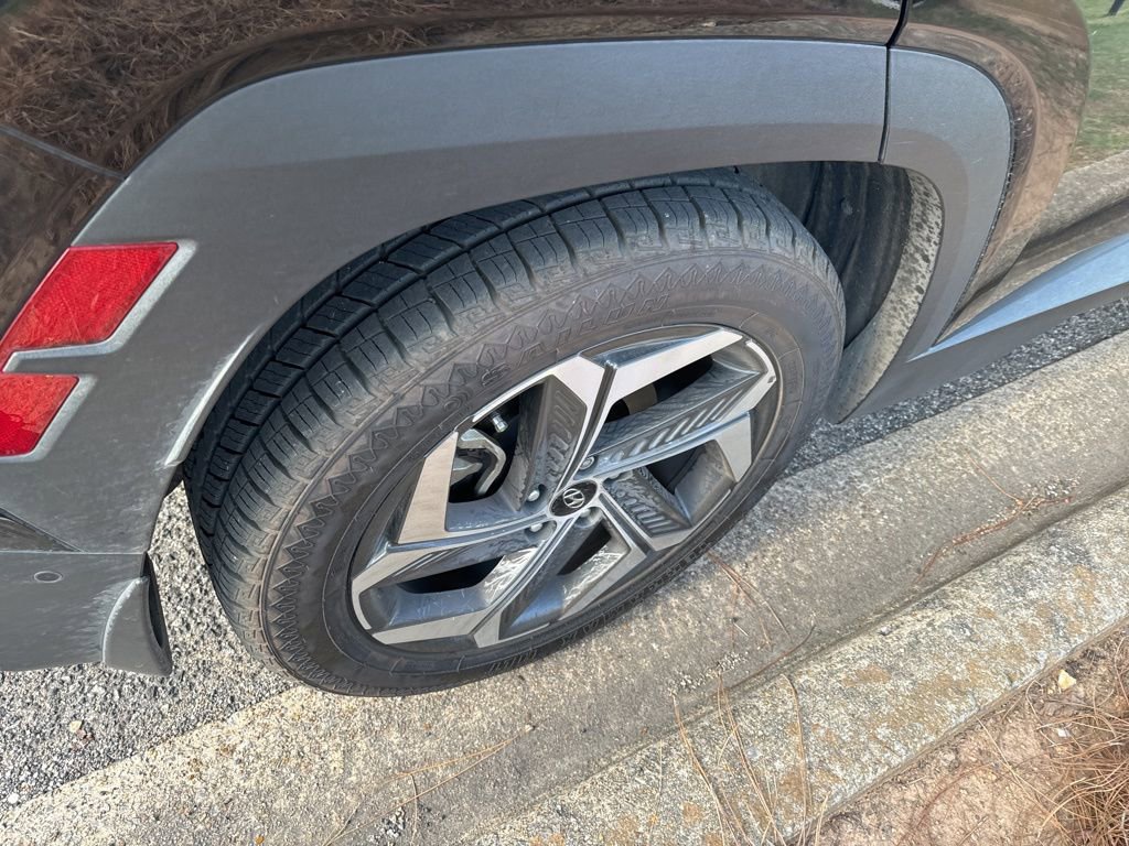 Used 2022 Hyundai Tucson Limited FWD image 14