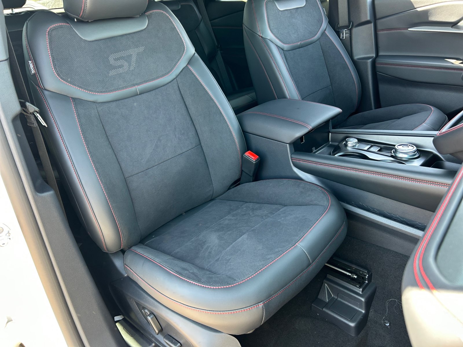 New 2026 Ford Explorer ST w/ Sun And Sound Package AWD/4WD image 19