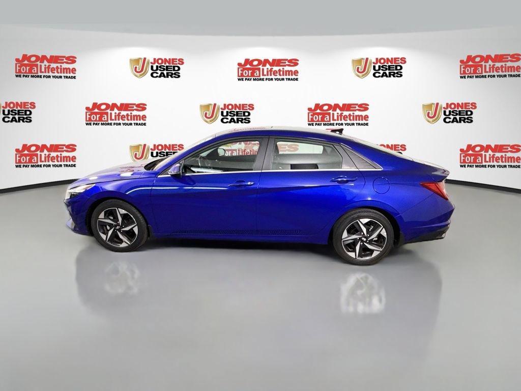 Used 2023 Hyundai Elantra Limited FWD image 17