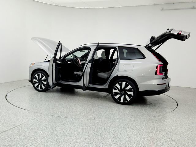 New 2025 Volvo EX90 Ultra w/ Protection Package Premier image 12