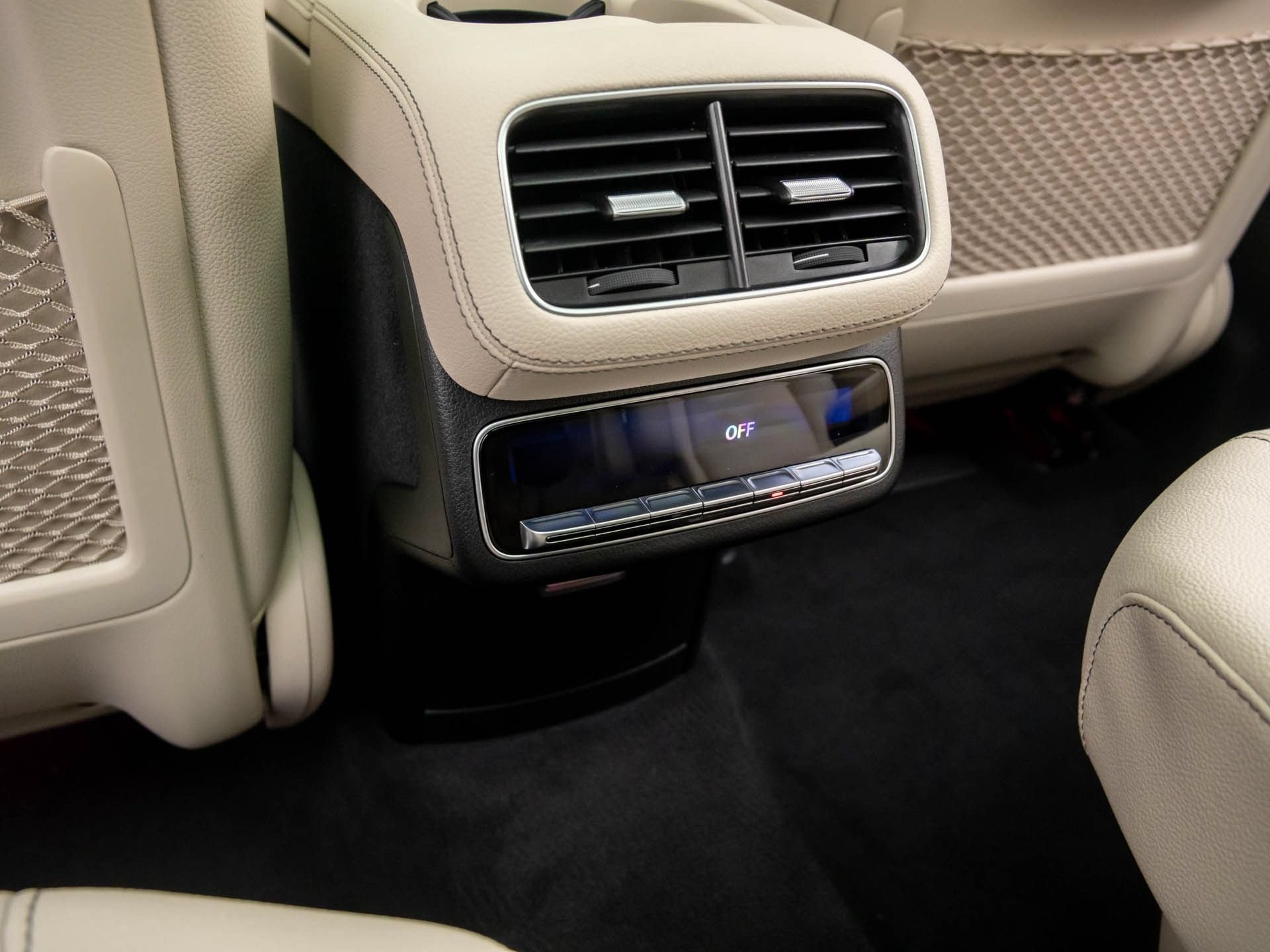 New 2026 Mercedes-Benz GLS 450 4MATIC image 22