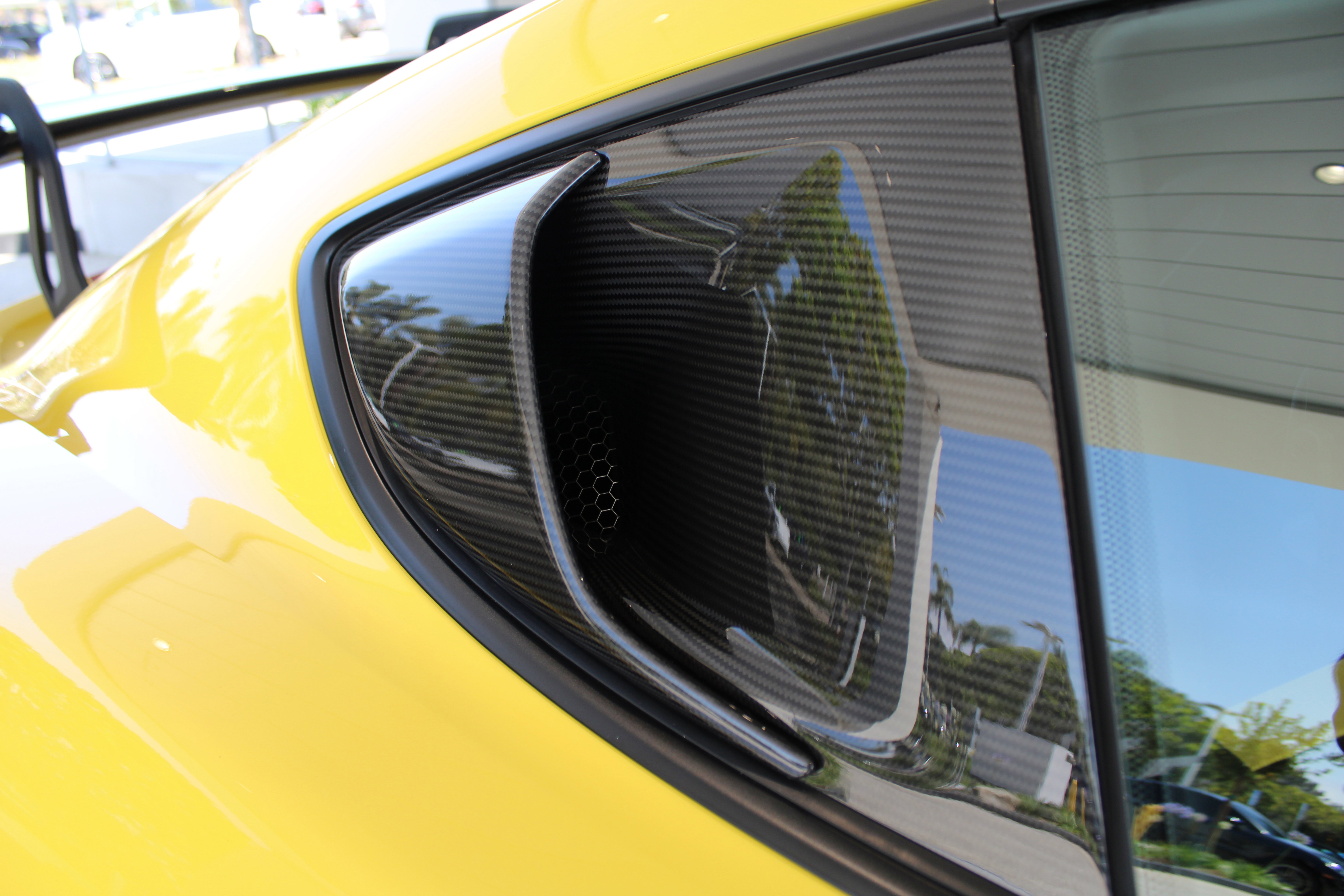 Used 2023 Porsche 718 Cayman GT4 RS image 16