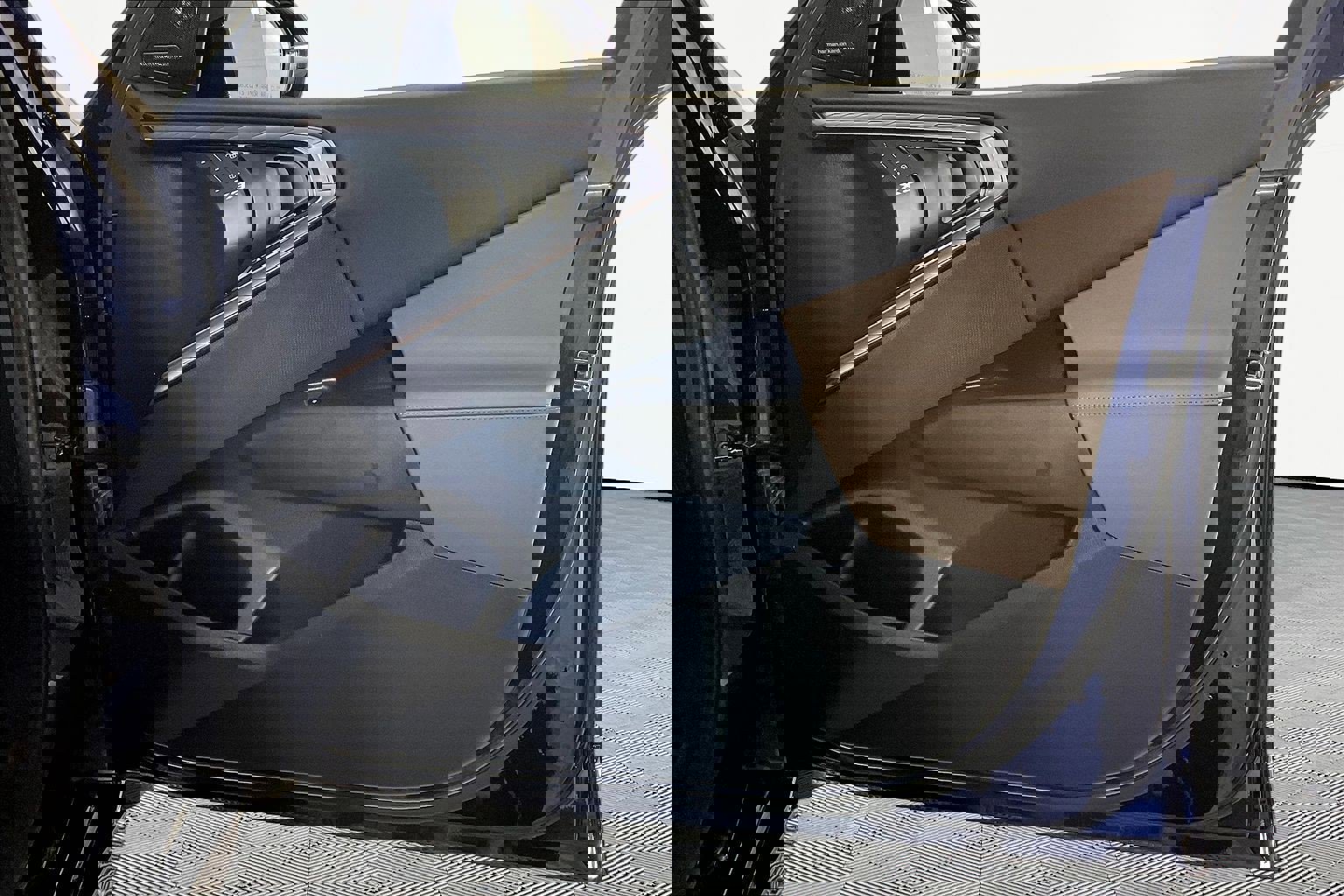 Certified 2025 BMW X3 xDrive30i w/ Premium Package image 24