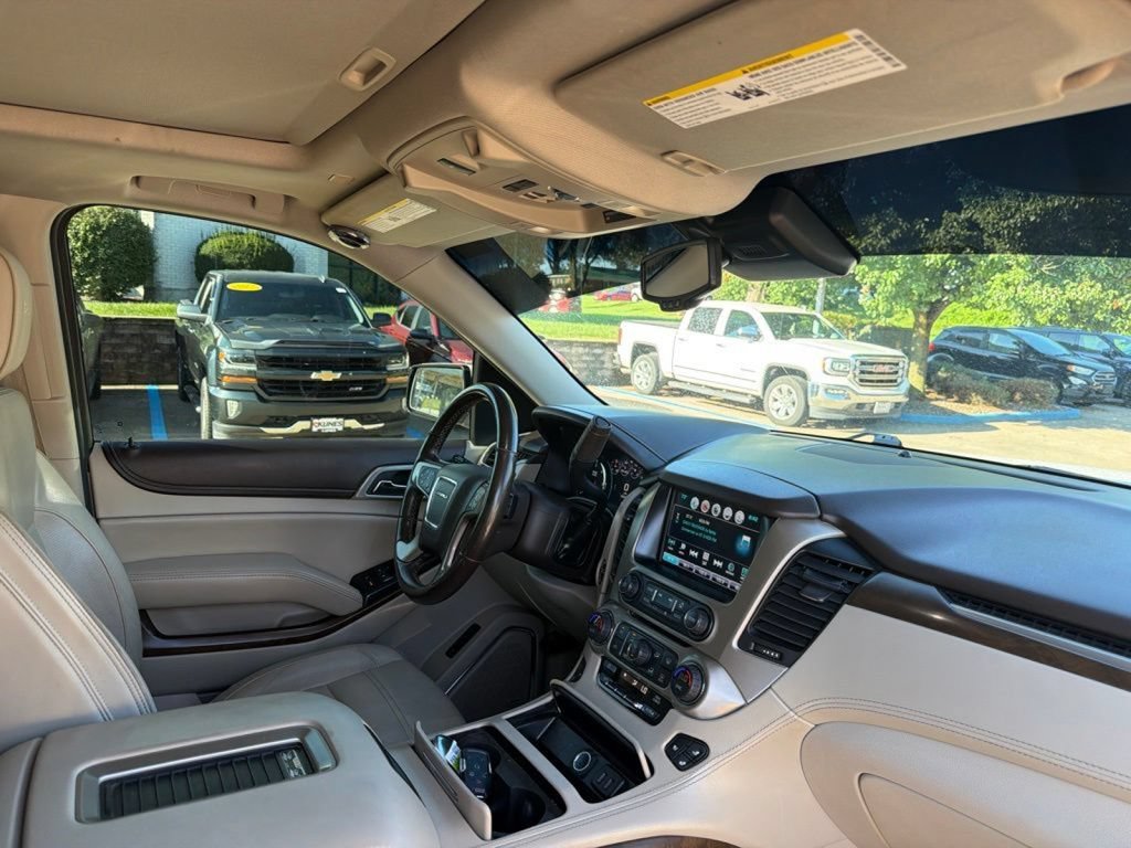 Used 2018 GMC Yukon Denali w/ Denali Ultimate Package AWD/4WD image 12