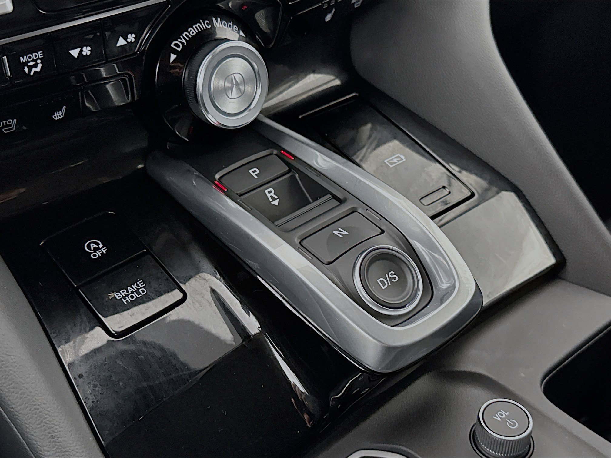 Used 2023 Acura MDX FWD image 16