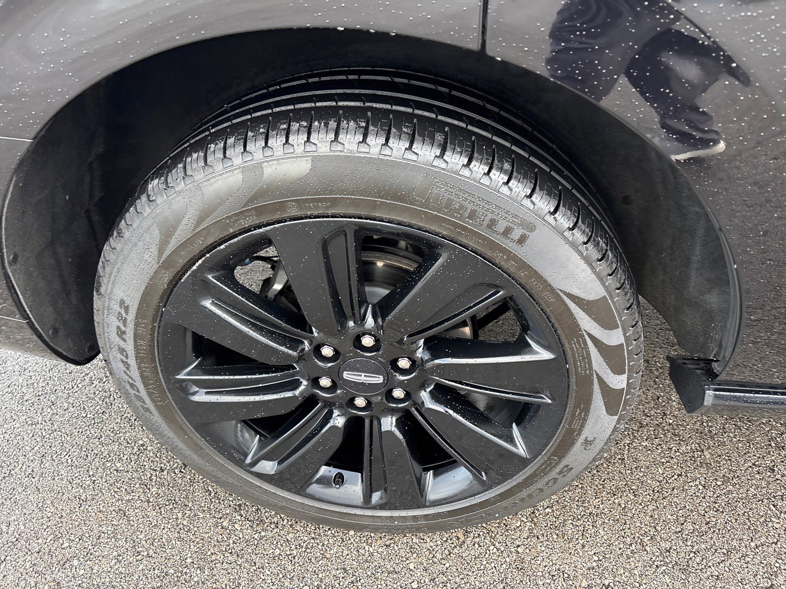 Used 2024 Lincoln Navigator Reserve image 7