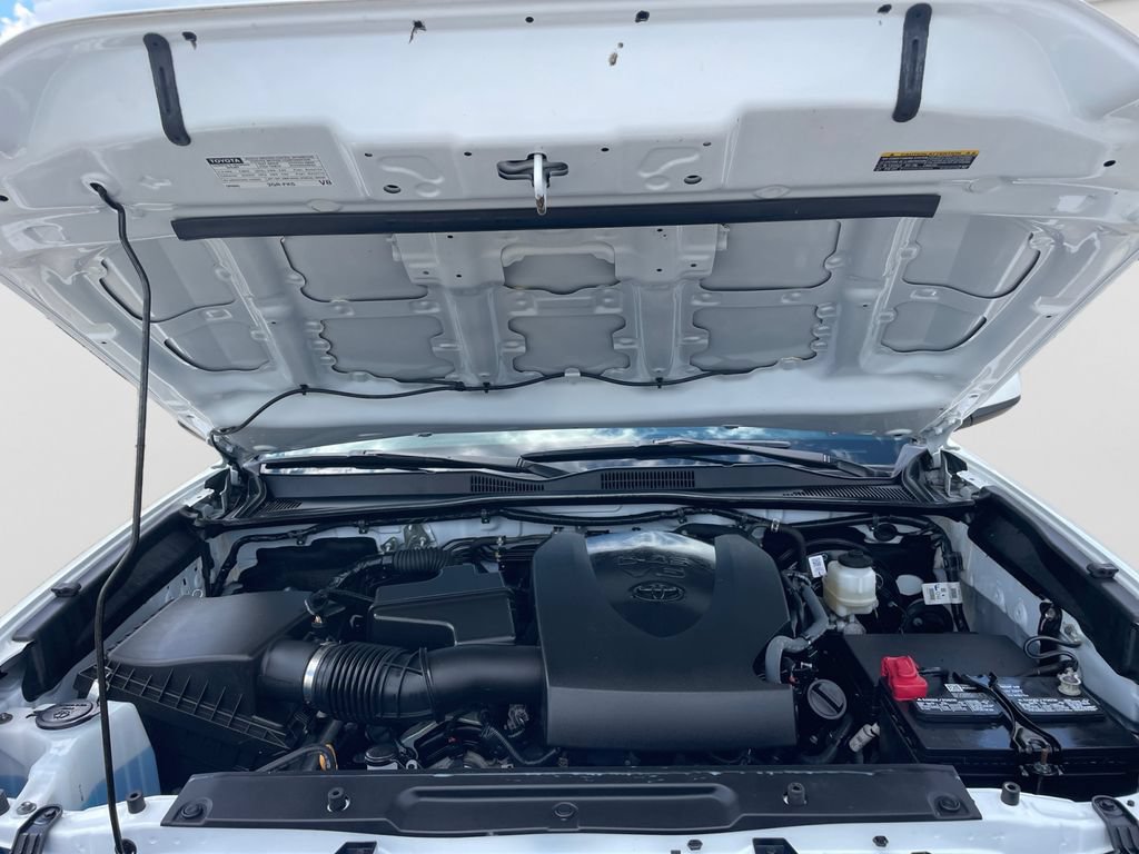 Used 2023 Toyota Tacoma SR AWD/4WD image 10