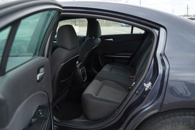 Used 2018 Dodge Charger SXT image 14