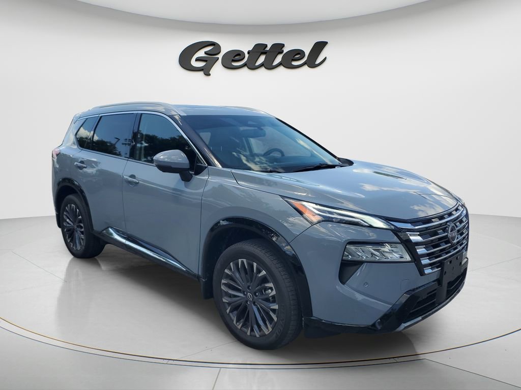 Used 2025 Nissan Rogue Platinum image 2