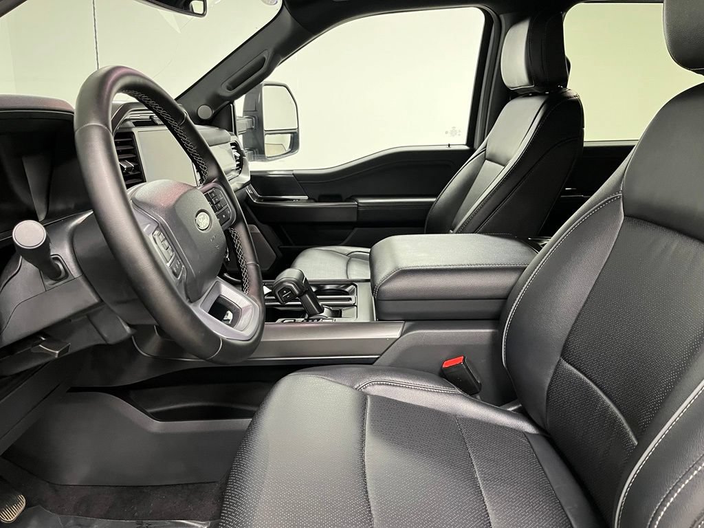 Used 2025 Ford F150 Lariat AWD/4WD image 21