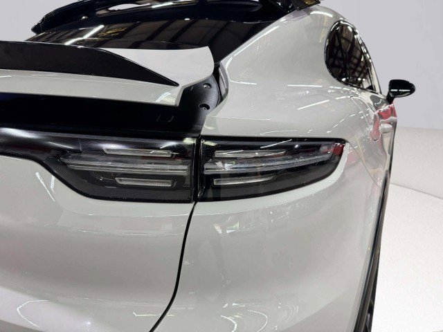 Used 2022 Porsche Cayenne Turbo GT image 83