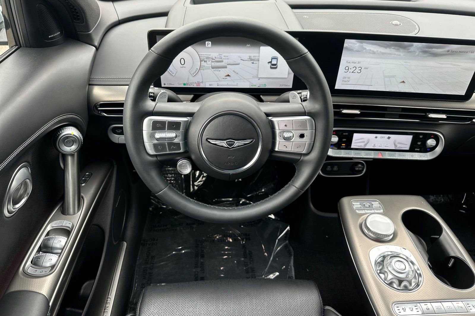 Used 2023 Genesis GV60 Advanced image 17