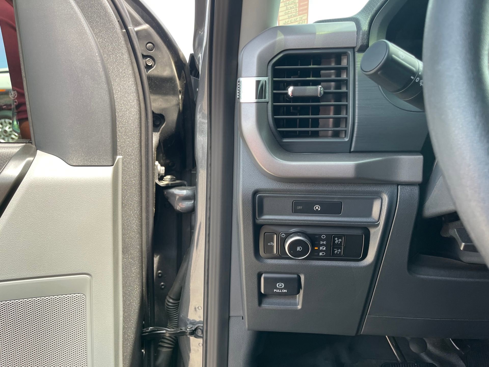 Used 2025 Ford F150 XL w/ Equipment Group 103A High AWD/4WD image 16