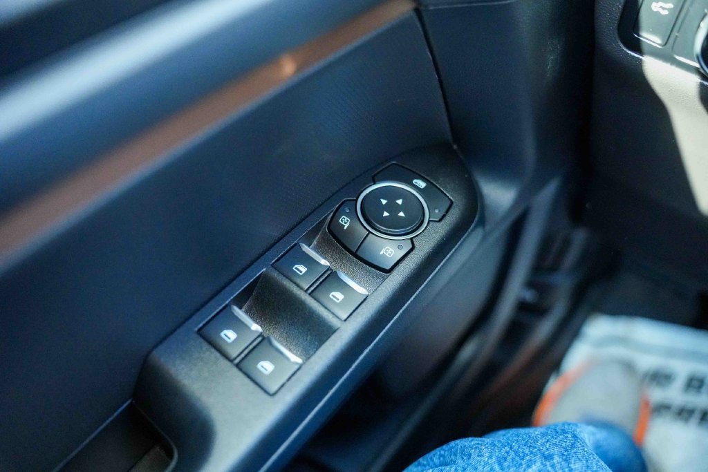 Certified 2024 Ford Bronco Sport Outer Banks AWD/4WD image 30