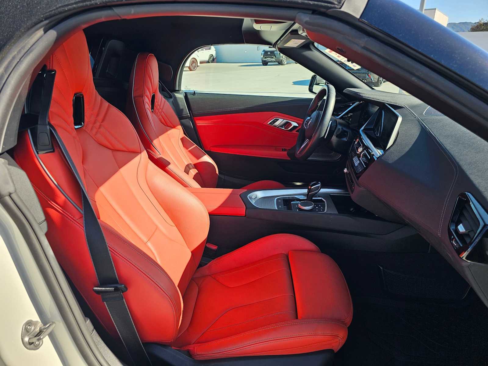 Used 2024 BMW Z4 M40i w/ Premium Package RWD image 10
