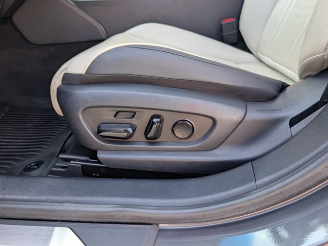 Used 2024 Lexus ES 350 Ultra Luxury w/ Accessory Package (Z1) FWD image 19