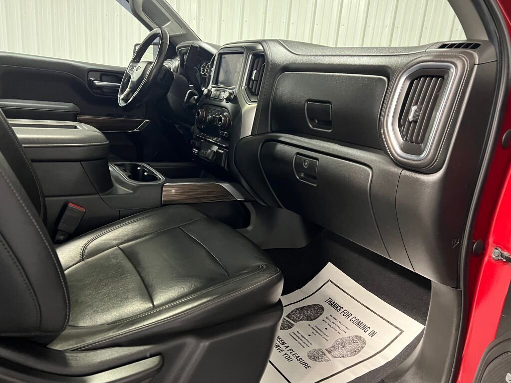 Used 2020 Chevrolet Silverado 1500 LT Trail Boss image 3