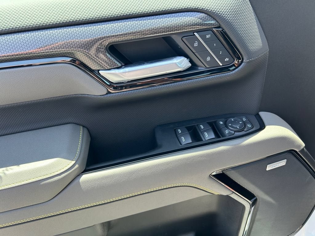 New 2026 Chevrolet Silverado 1500 ZR2 AWD/4WD image 11