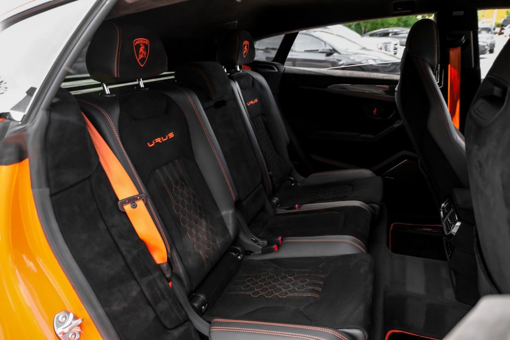 Used 2023 Lamborghini Urus Performante image 37