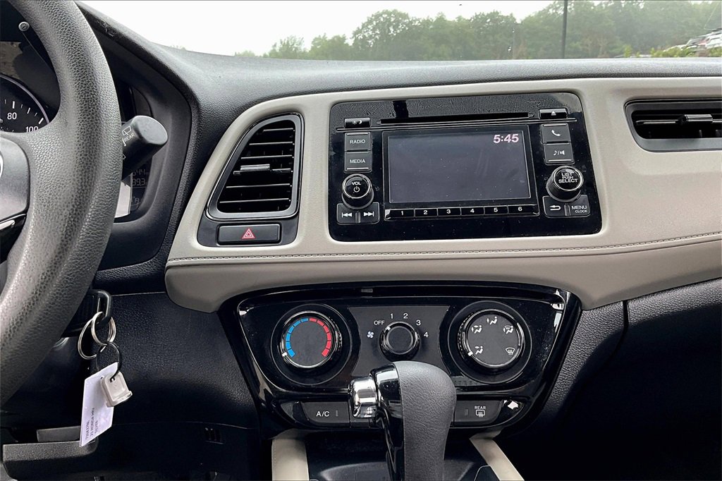 Used 2021 Honda HR-V LX image 29