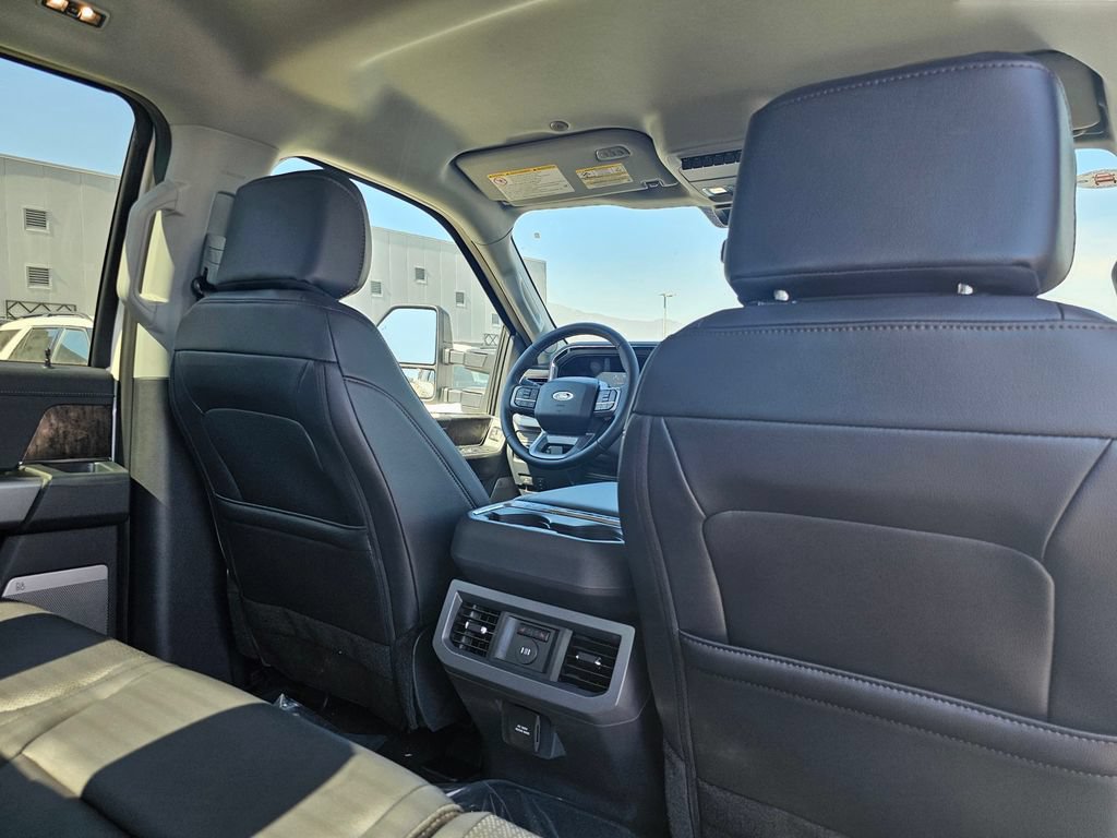 New 2026 Ford F250 Lariat w/ FX4 Off-Road Package AWD/4WD image 12