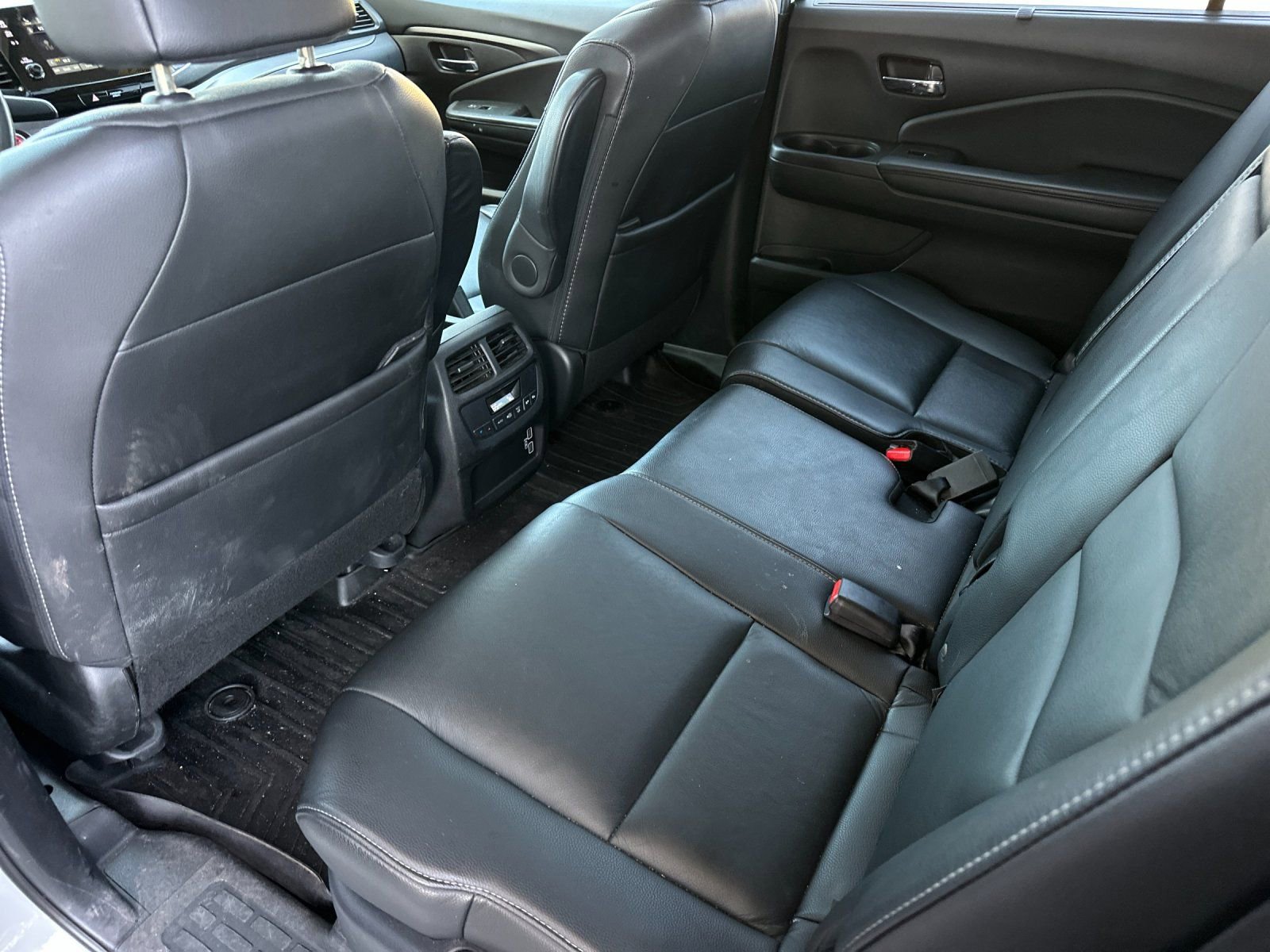 Used 2021 Honda Pilot Special Edition image 11