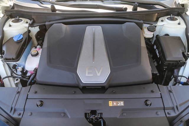 Used 2024 Kia EV6 GT-Line AWD/4WD image 28
