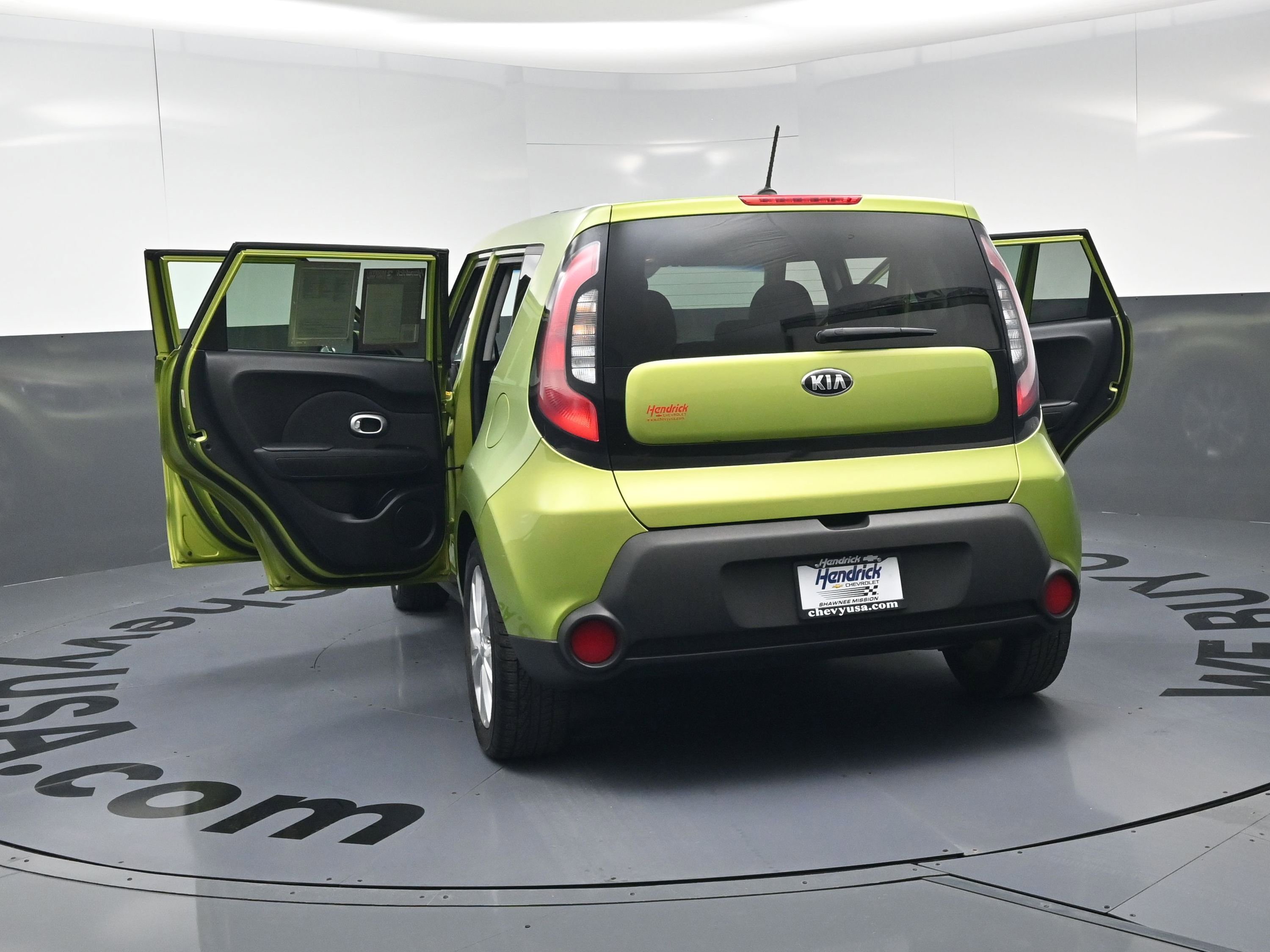 Used 2015 Kia Soul + image 28