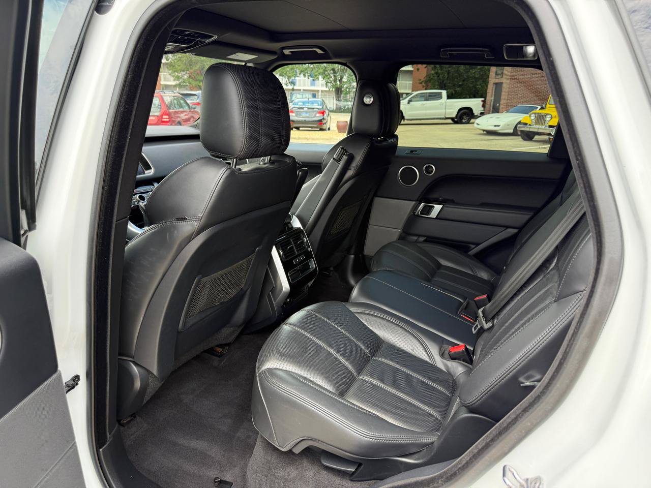 Used 2017 Land Rover Range Rover Sport Supercharged AWD/4WD image 22