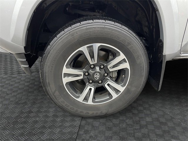 Used 2019 Toyota Tacoma TRD Sport image 14