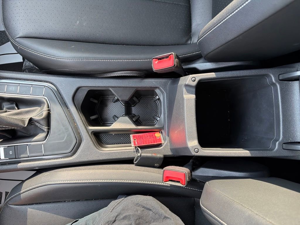 Used 2023 Volkswagen Tiguan SE image 24