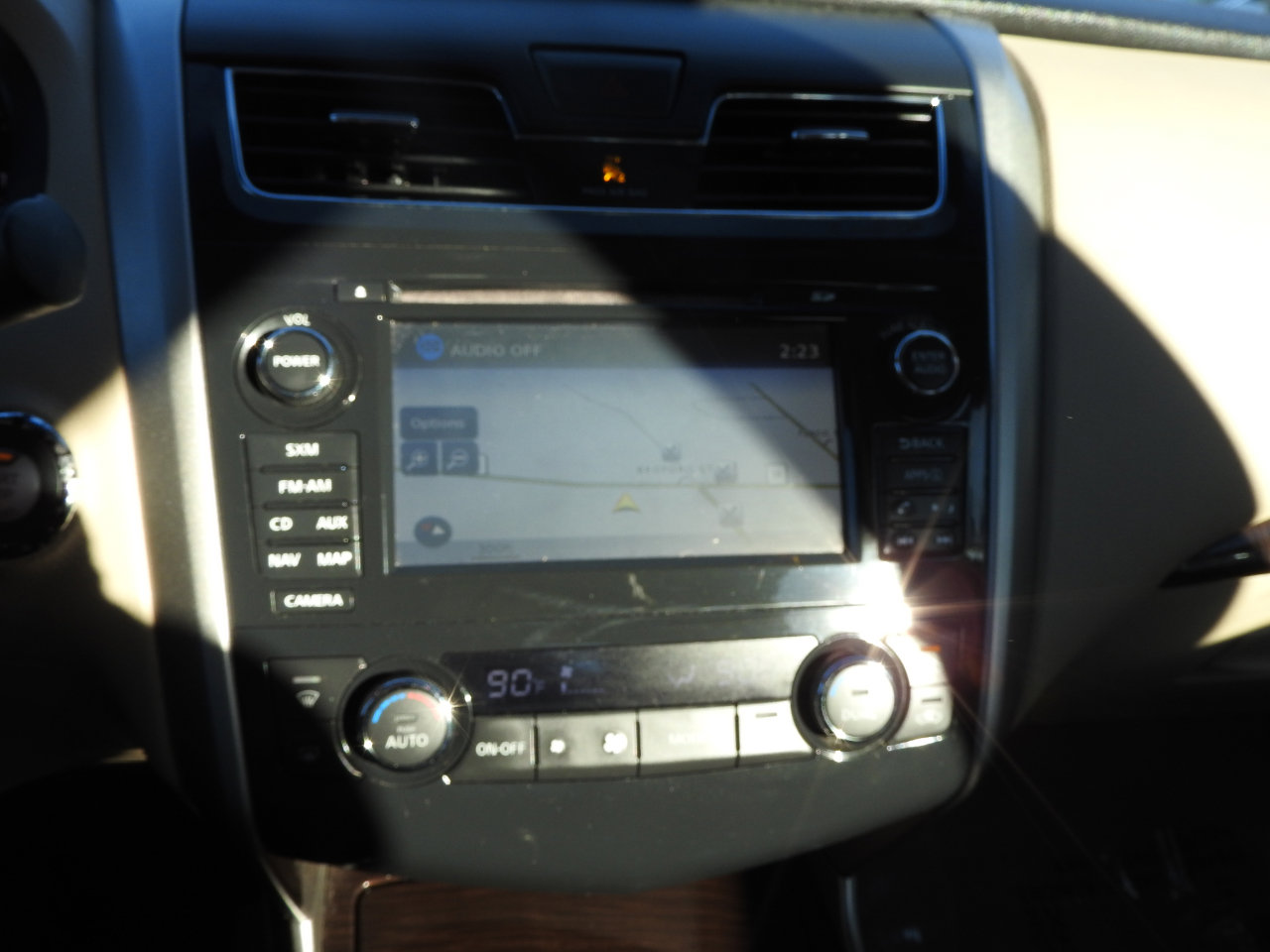 Used 2014 Nissan Altima 2.5 SL w/ Technology Package image 9